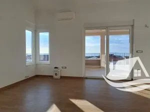 Prodej bytu 3+kk, Primošten, Chorvatsko, 80 m2