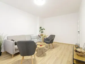 Pronájem bytu 2+kk, Ostrava, Letecká, 52 m2