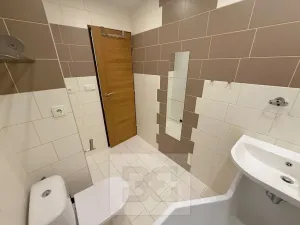 Pronájem bytu 2+1, Jindřichův Hradec, sídliště Vajgar, 62 m2