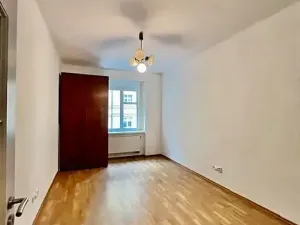Pronájem bytu 2+kk, Praha - Žižkov, Radhošťská, 49 m2