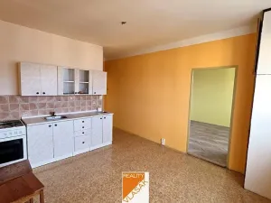 Pronájem bytu 3+1, Kadaň, Klášterecká, 71 m2