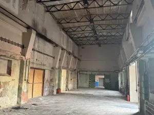 Dražba výrobních prostor, Pardubice, 5239 m2