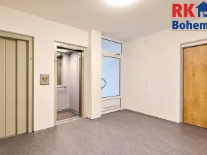 Prodej bytu 3+1, Praha - Černý Most, Vašátkova, 70 m2