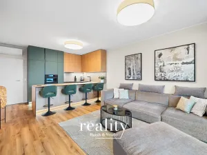 Prodej bytu 4+kk, Znojmo, Jarošova, 110 m2