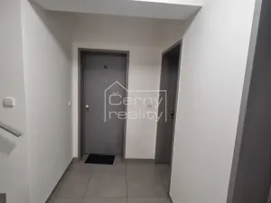 Pronájem bytu 1+kk, Chrudim, Podkopanický mlýn, 30 m2