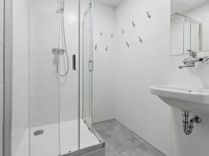 Pronájem kanceláře, Praha - Karlín, Sokolovská, 342 m2