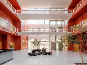 Pronájem kanceláře, Praha - Karlín, Křižíkova, 416 m2