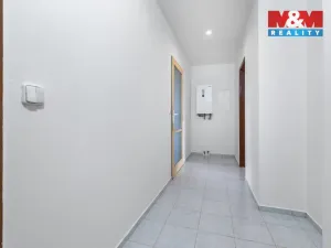 Prodej bytu 3+1, Srby, 72 m2