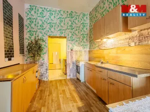 Prodej rodinného domu, Šluknov, nám. Míru, 258 m2