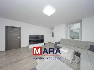 Prodej bytu 3+1, Olomouc, Selské nám., 88 m2