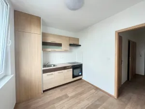 Pronájem bytu 1+1, Pardubice - Polabiny, Lonkova, 44 m2