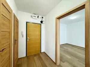 Pronájem bytu 1+1, Pardubice - Polabiny, Lonkova, 44 m2