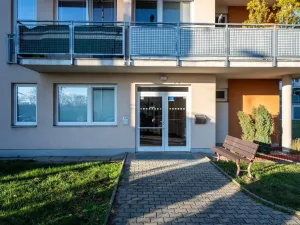 Prodej bytu 2+kk, Pardubice - Trnová, Jozefa Gabčíka, 49 m2