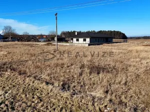 Prodej pozemku pro bydlení, Lišov, 1358 m2