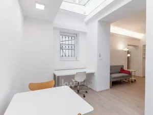 Pronájem bytu 1+kk, Praha - Nusle, Na Jezerce, 29 m2