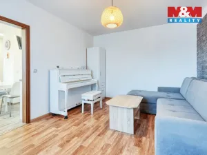 Prodej bytu 2+1, Klatovy - Klatovy III, Pod Hůrkou, 54 m2