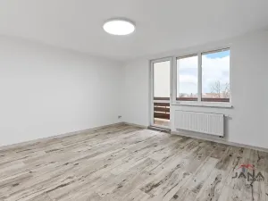 Prodej bytu 3+1, Mělnické Vtelno, Sídliště Střed, 107 m2