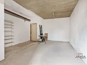 Prodej bytu 3+1, Mělnické Vtelno, Sídliště Střed, 107 m2