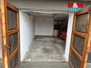 Pronájem garáže, Frýdek-Místek - Frýdek, Jiřího z Poděbrad, 13 m2