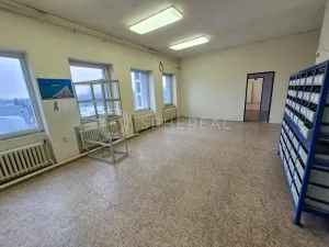 Pronájem kanceláře, Brno - Maloměřice, Slaměníkova, 453 m2