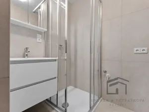 Pronájem bytu 2+kk, Praha - Břevnov, Nad Kajetánkou, 45 m2