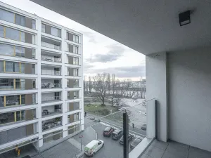 Prodej bytu 2+kk, Praha - Karlín, Za Karlínským přístavem, 76 m2