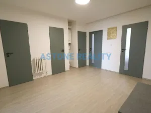 Prodej bytu 3+kk, Praha - Hlubočepy, Kříženeckého náměstí, 93 m2