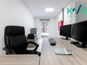 Prodej kanceláře, Karlovy Vary, Spálená, 92 m2