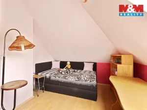 Pronájem bytu 2+1, Děčín - Děčín II-Nové Město, Lužická, 71 m2