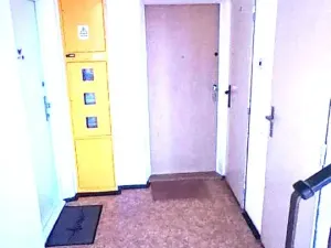 Pronájem bytu 3+1, Praha - Prosek, Bílinská, 60 m2