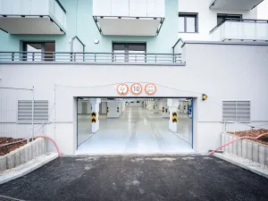 Pronájem bytu 2+kk, Praha - Strašnice, Strančická, 44 m2