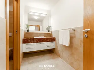 Prodej bytu 6+kk a větší, Praha - Břevnov, Kukulova, 230 m2