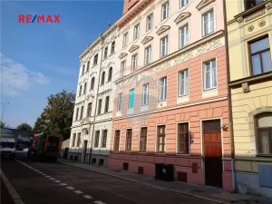 Pronájem bytu 1+kk, Praha - Holešovice, U papírny, 40 m2