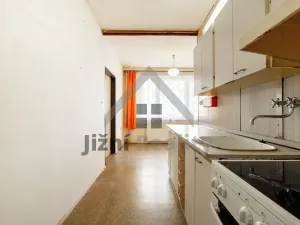 Prodej bytu 3+1, Volary, Sídl. Míru, 69 m2