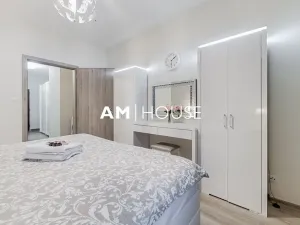 Pronájem bytu 2+kk, Praha - Karlín, Thámova, 58 m2