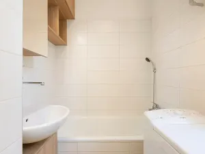 Prodej podílu vícegeneračního domu, Brno, Drobného, 242 m2