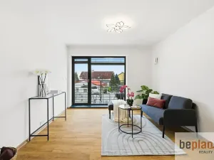 Pronájem bytu 2+kk, Zlatníky-Hodkovice, K Cihelně, 53 m2