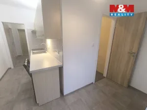 Pronájem bytu 3+1, Ústí nad Labem - Severní Terasa, Kmochova, 82 m2