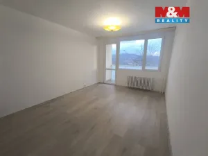 Pronájem bytu 3+1, Ústí nad Labem - Severní Terasa, Kmochova, 82 m2
