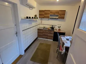 Pronájem bytu 1+kk, Praha - Modřany, U pily, 19 m2