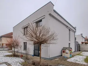 Pronájem bytu 2+kk, Pátek, 80 m2