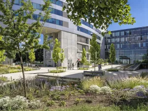 Pronájem obchodního prostoru, Praha, Na hřebenech II, 630 m2