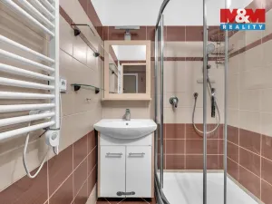 Pronájem bytu 2+1, Pardubice, Družby, 48 m2