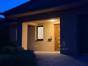 Prodej rodinného domu, Těmice, 252 m2