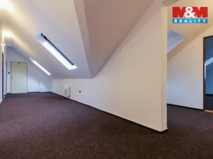 Pronájem kanceláře, Jeseník, nám. Svobody, 120 m2