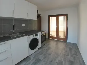 Prodej bytu 2+1, Plzeň, Suvorovova, 51 m2