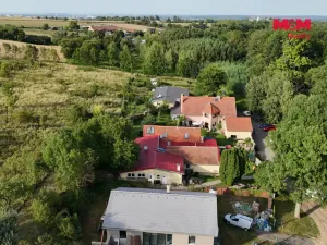 Prodej bytu 2+kk, Červené Pečky, Dobešovice, 66 m2
