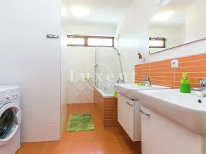 Pronájem bytu 2+kk, Praha - Michle, Magistrů, 65 m2