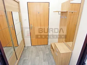 Pronájem bytu 1+kk, Neratovice, 28 m2