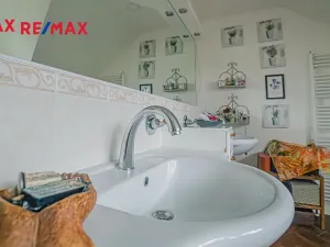 Prodej rodinného domu, Skorkov, 227 m2